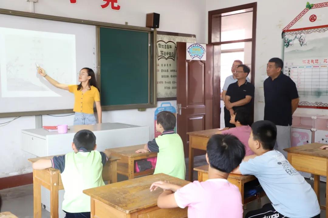 感恩有你 致敬老師—長田實(shí)業(yè)慰問特教老師